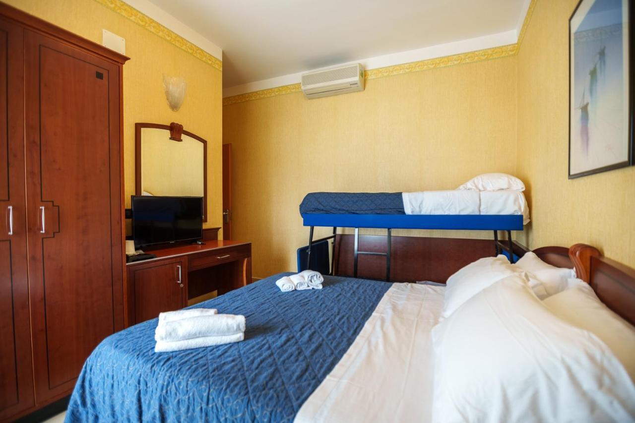 Hotel Rex Rimini Eksteriør billede