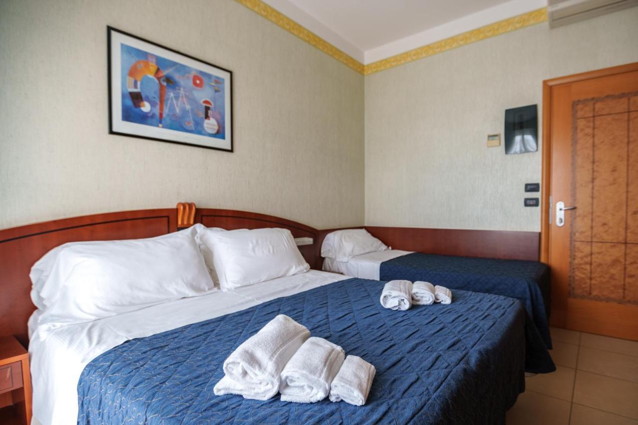 Hotel Rex Rimini Eksteriør billede