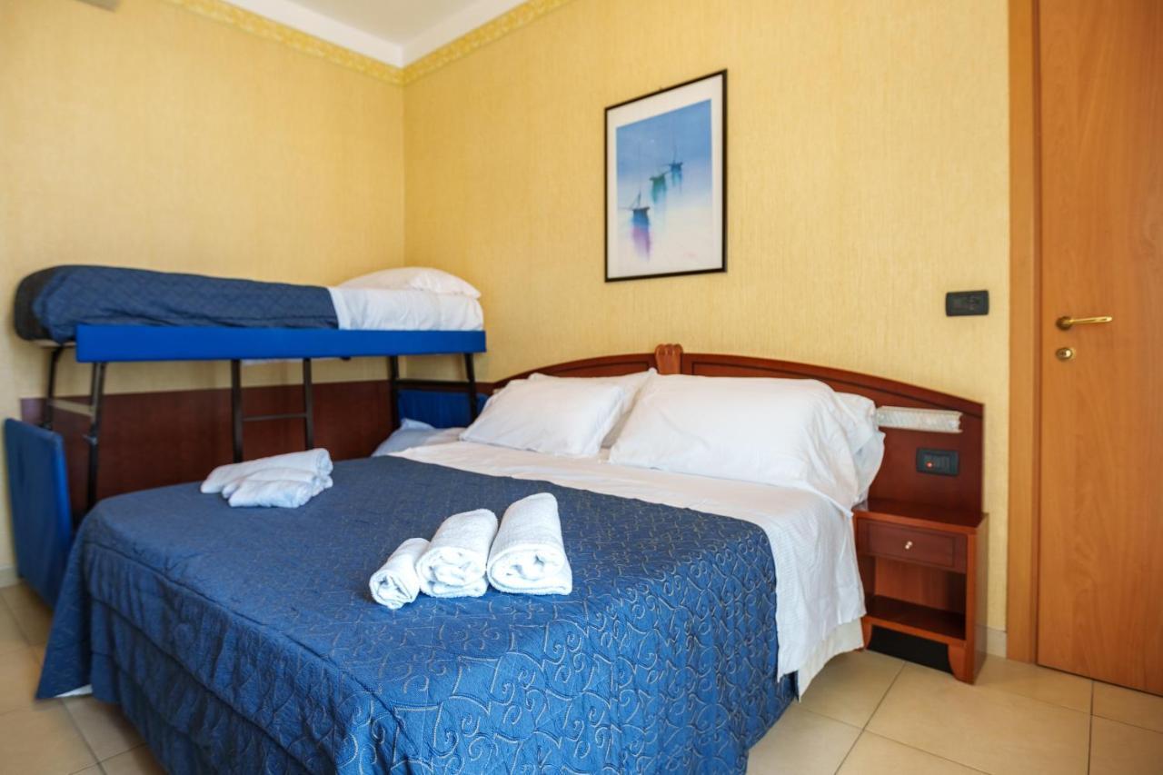 Hotel Rex Rimini Eksteriør billede