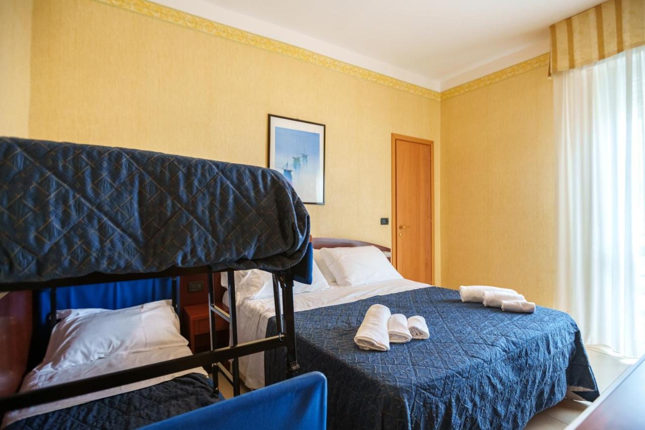 Hotel Rex Rimini Eksteriør billede