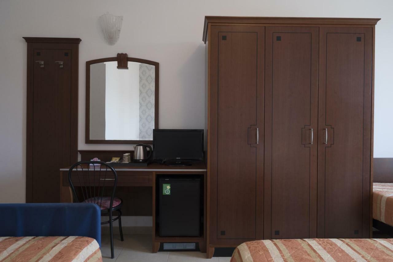 Hotel Rex Rimini Eksteriør billede